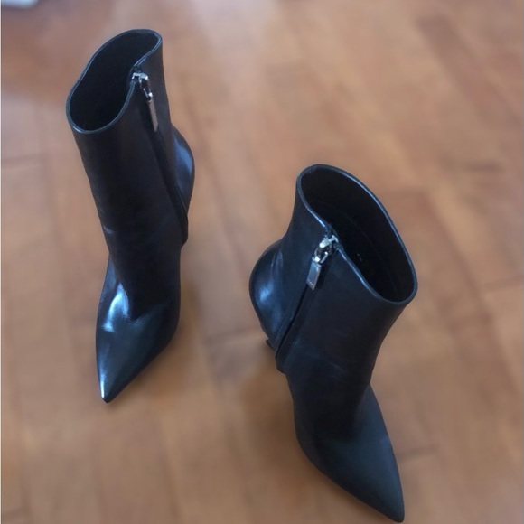 YSL booties. - Picture 2 of 4